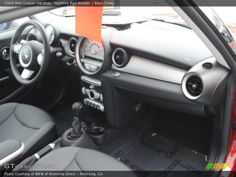 Nightfire Red Metallic / Black/Grey 2009 Mini Cooper Hardtop
