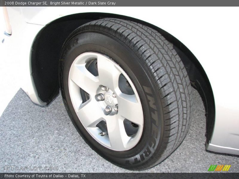 Bright Silver Metallic / Dark Slate Gray 2008 Dodge Charger SE