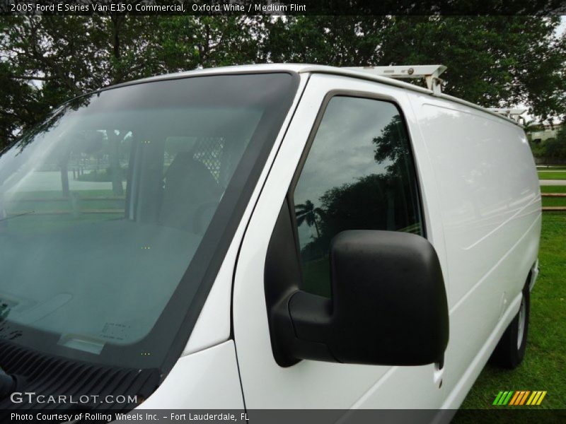 Oxford White / Medium Flint 2005 Ford E Series Van E150 Commercial