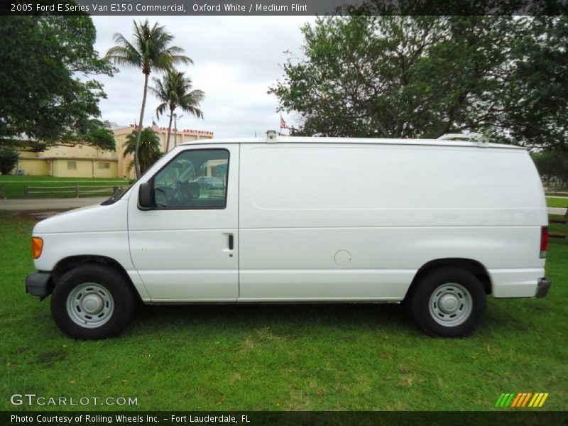 Oxford White / Medium Flint 2005 Ford E Series Van E150 Commercial