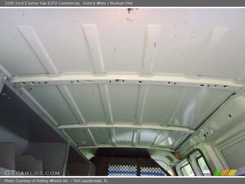 Oxford White / Medium Flint 2005 Ford E Series Van E150 Commercial