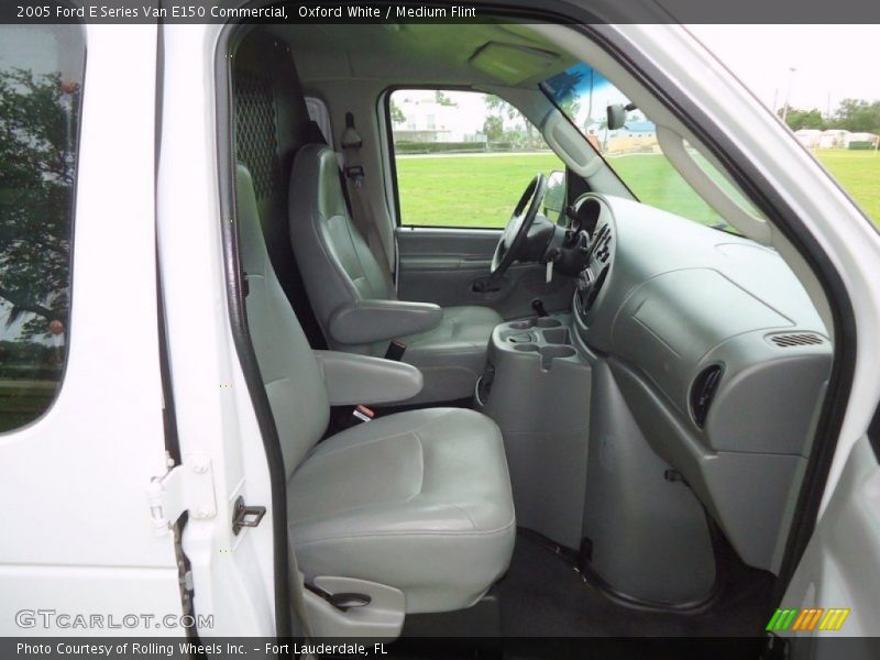 Oxford White / Medium Flint 2005 Ford E Series Van E150 Commercial