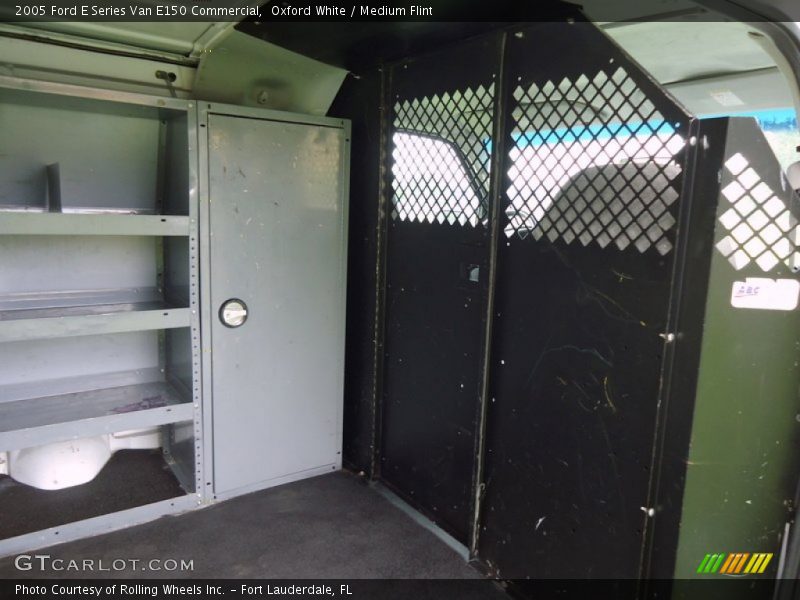 Oxford White / Medium Flint 2005 Ford E Series Van E150 Commercial