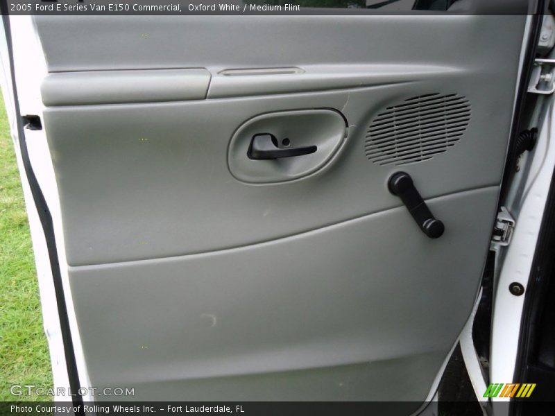 Oxford White / Medium Flint 2005 Ford E Series Van E150 Commercial
