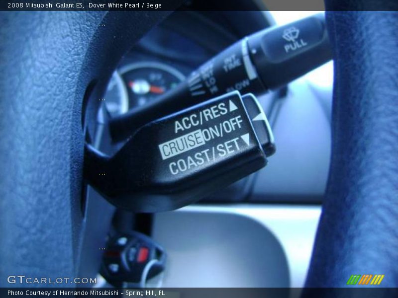 Dover White Pearl / Beige 2008 Mitsubishi Galant ES