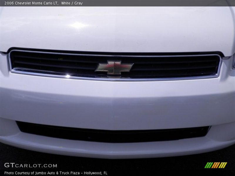 White / Gray 2006 Chevrolet Monte Carlo LT