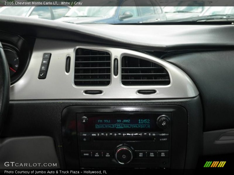 White / Gray 2006 Chevrolet Monte Carlo LT
