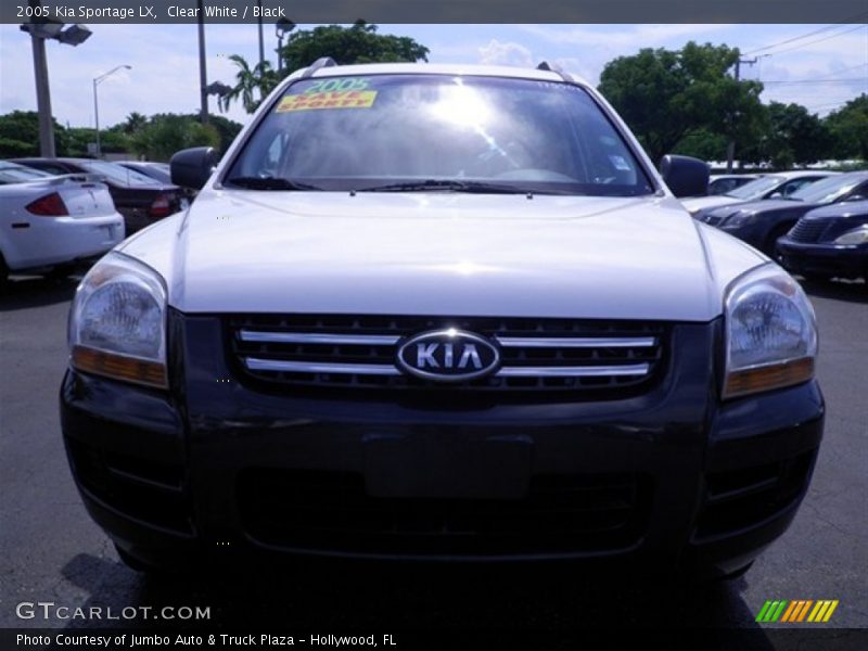 Clear White / Black 2005 Kia Sportage LX