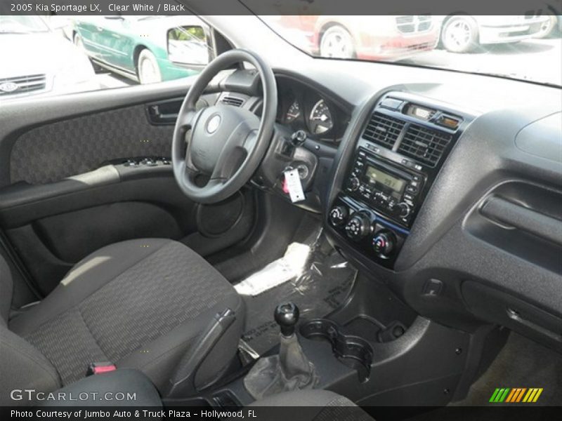 Clear White / Black 2005 Kia Sportage LX