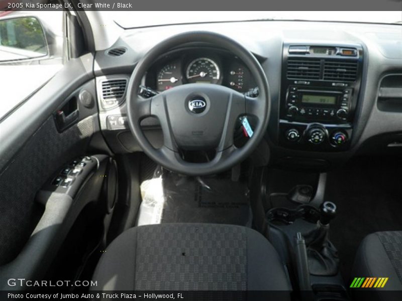 Clear White / Black 2005 Kia Sportage LX