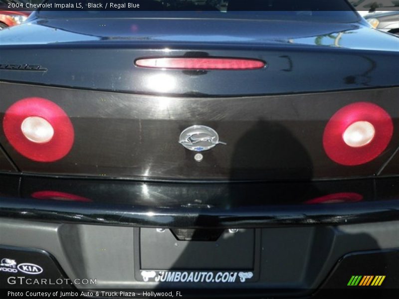 Black / Regal Blue 2004 Chevrolet Impala LS