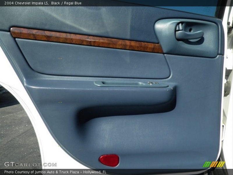 Black / Regal Blue 2004 Chevrolet Impala LS