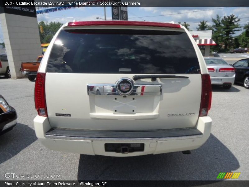 White Diamond / Cocoa/Light Cashmere 2007 Cadillac Escalade ESV AWD