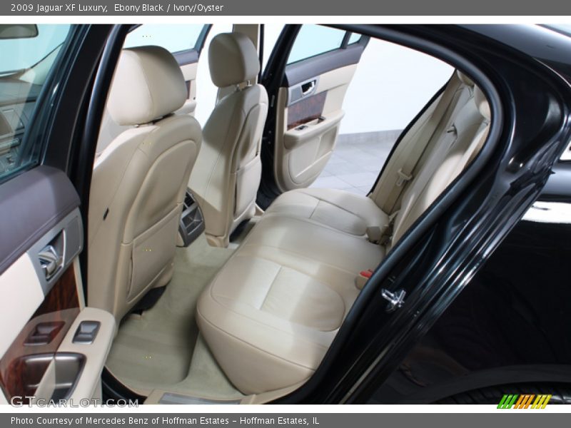 Ebony Black / Ivory/Oyster 2009 Jaguar XF Luxury