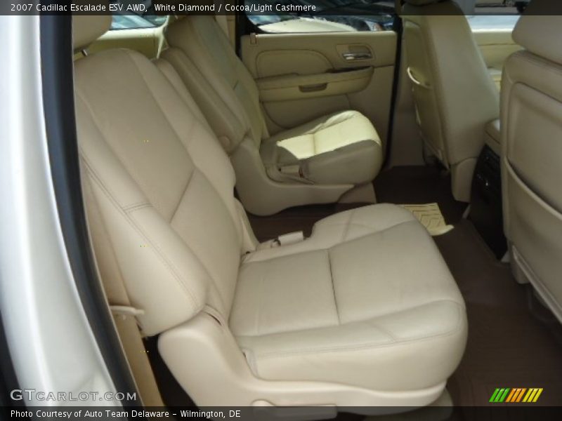 White Diamond / Cocoa/Light Cashmere 2007 Cadillac Escalade ESV AWD