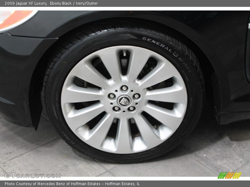 Ebony Black / Ivory/Oyster 2009 Jaguar XF Luxury