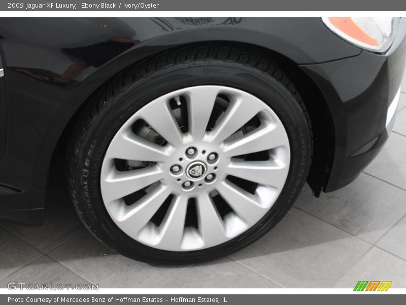 Ebony Black / Ivory/Oyster 2009 Jaguar XF Luxury