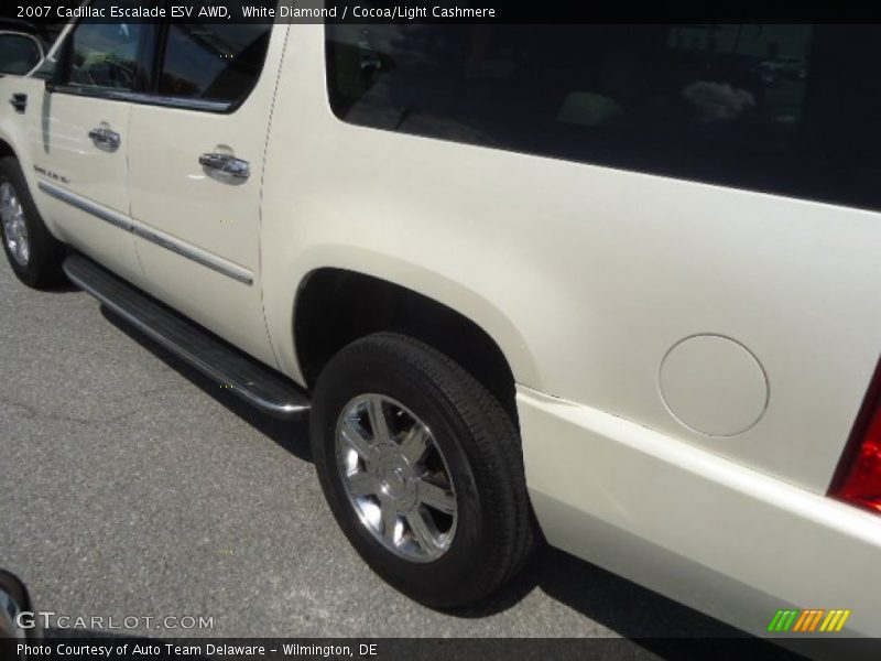 White Diamond / Cocoa/Light Cashmere 2007 Cadillac Escalade ESV AWD