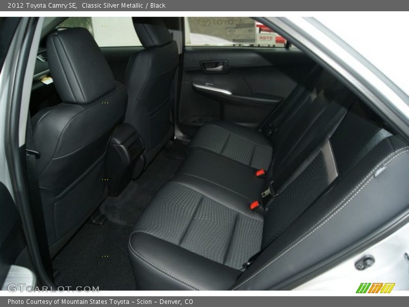 Classic Silver Metallic / Black 2012 Toyota Camry SE