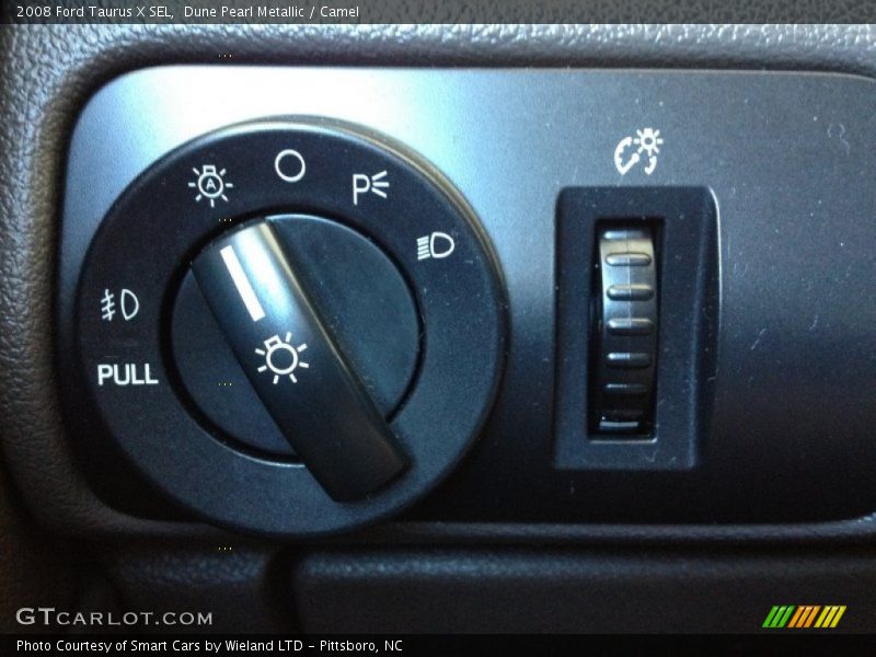 Dune Pearl Metallic / Camel 2008 Ford Taurus X SEL
