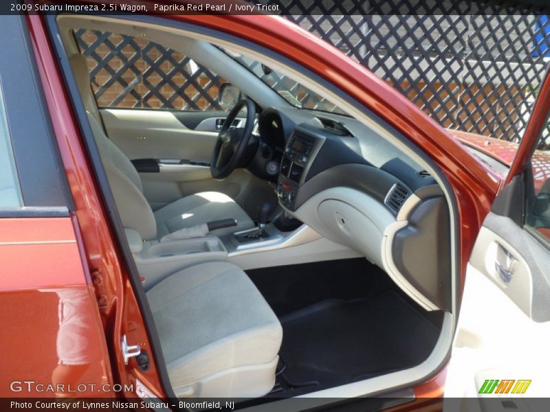 Paprika Red Pearl / Ivory Tricot 2009 Subaru Impreza 2.5i Wagon