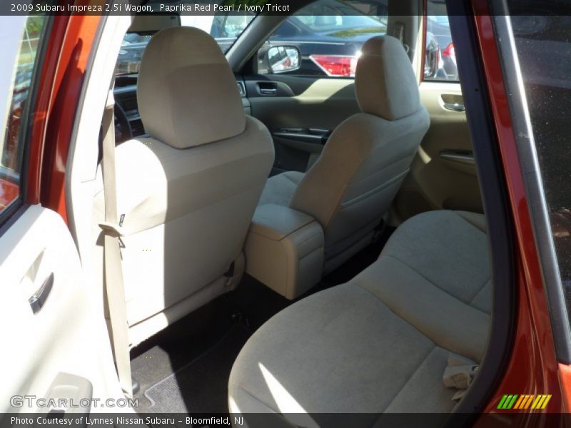 Paprika Red Pearl / Ivory Tricot 2009 Subaru Impreza 2.5i Wagon