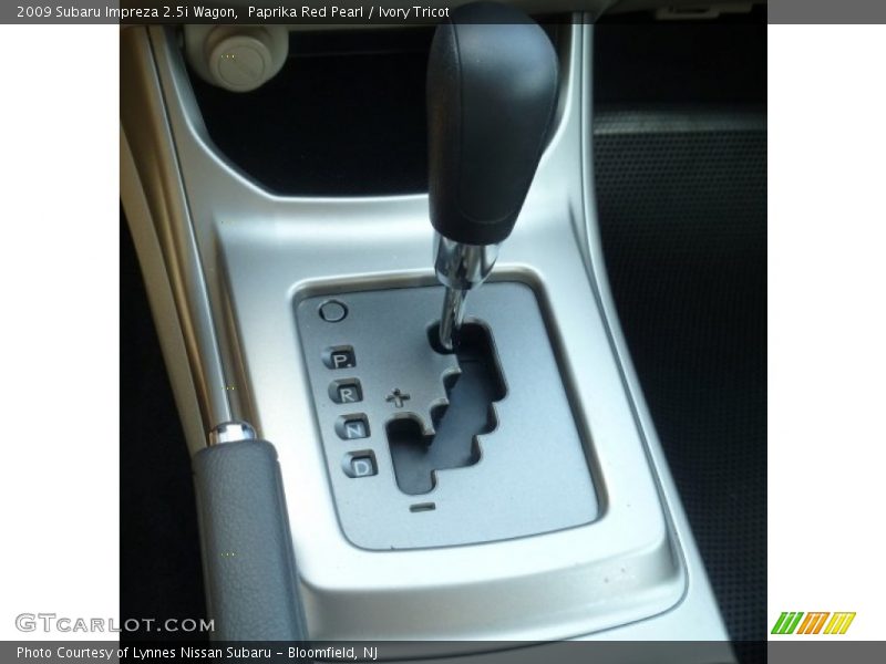 Paprika Red Pearl / Ivory Tricot 2009 Subaru Impreza 2.5i Wagon