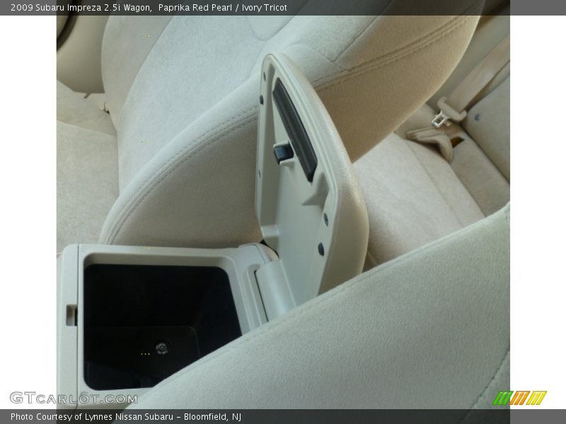 Paprika Red Pearl / Ivory Tricot 2009 Subaru Impreza 2.5i Wagon