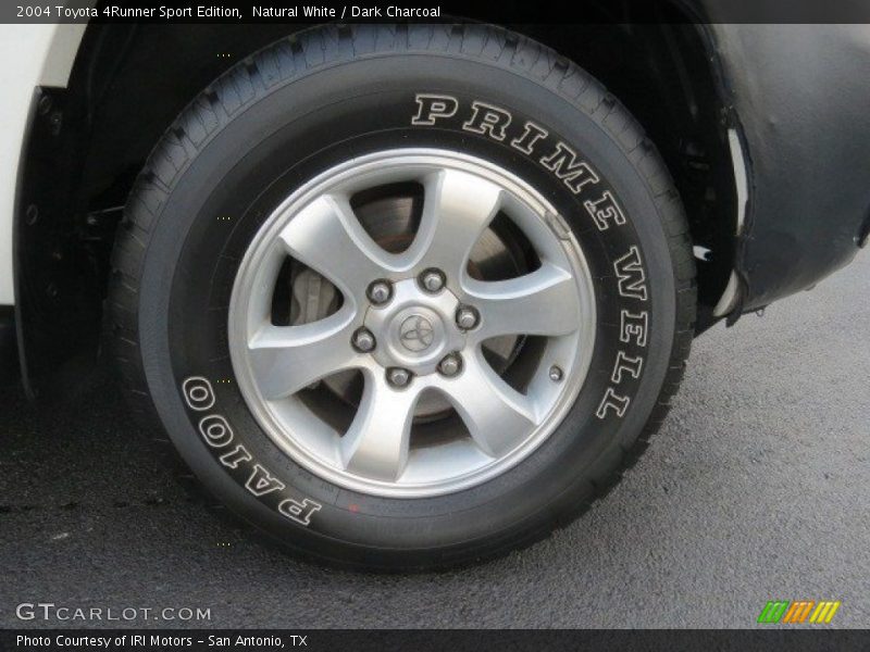 Natural White / Dark Charcoal 2004 Toyota 4Runner Sport Edition