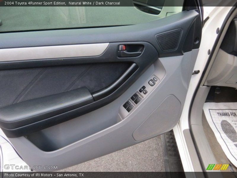 Natural White / Dark Charcoal 2004 Toyota 4Runner Sport Edition