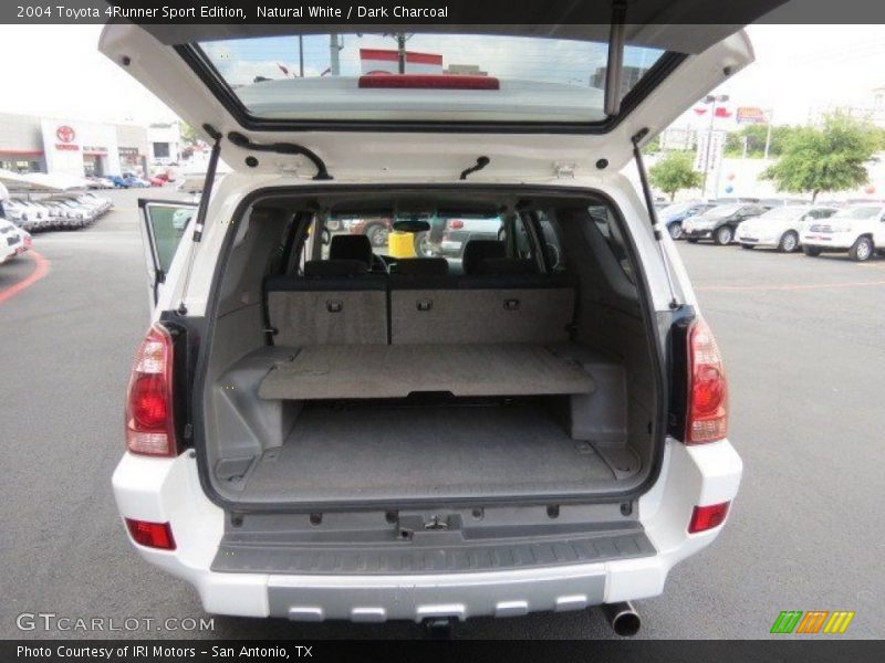 Natural White / Dark Charcoal 2004 Toyota 4Runner Sport Edition