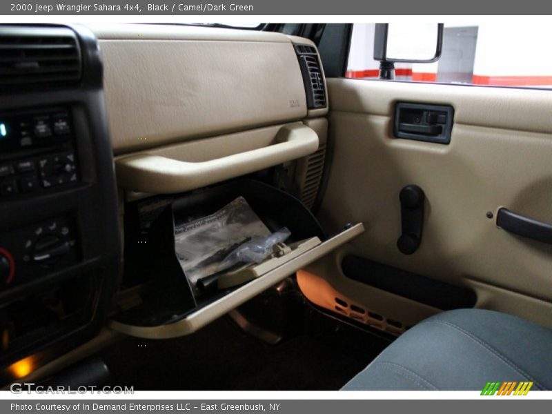 Black / Camel/Dark Green 2000 Jeep Wrangler Sahara 4x4