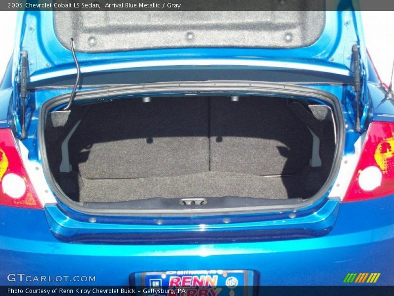 Arrival Blue Metallic / Gray 2005 Chevrolet Cobalt LS Sedan
