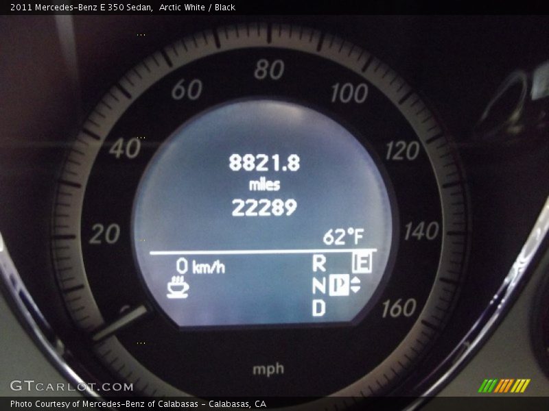 Arctic White / Black 2011 Mercedes-Benz E 350 Sedan