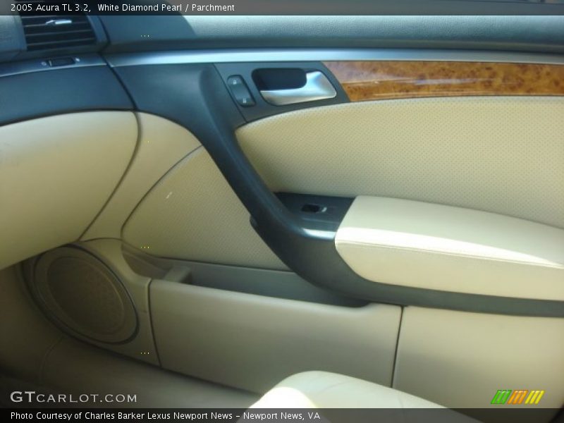 White Diamond Pearl / Parchment 2005 Acura TL 3.2