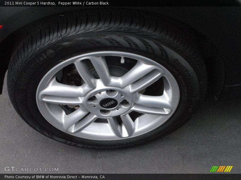 Pepper White / Carbon Black 2011 Mini Cooper S Hardtop