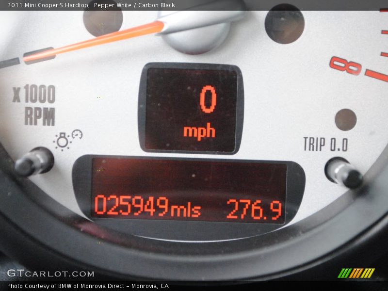 Pepper White / Carbon Black 2011 Mini Cooper S Hardtop