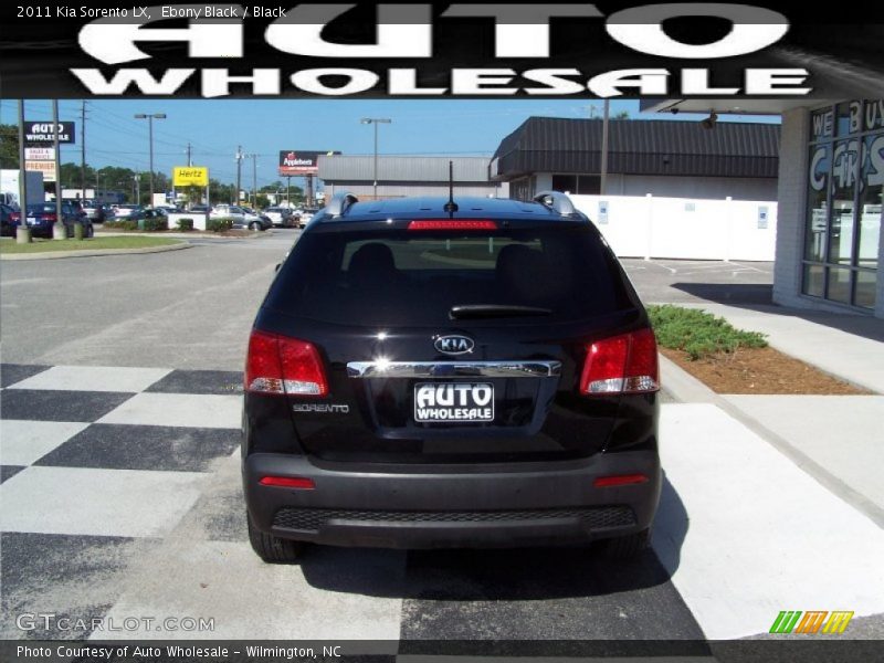 Ebony Black / Black 2011 Kia Sorento LX
