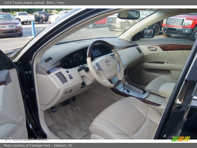 Black / Ivory 2009 Toyota Avalon Limited