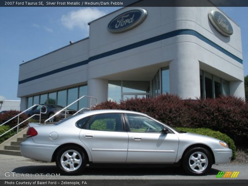 Silver Frost Metallic / Medium/Dark Pebble 2007 Ford Taurus SE