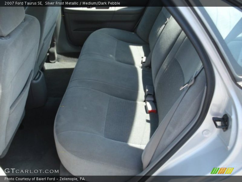 Silver Frost Metallic / Medium/Dark Pebble 2007 Ford Taurus SE