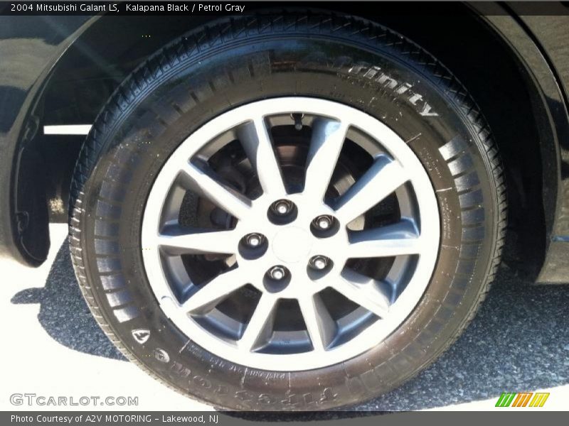 Kalapana Black / Petrol Gray 2004 Mitsubishi Galant LS