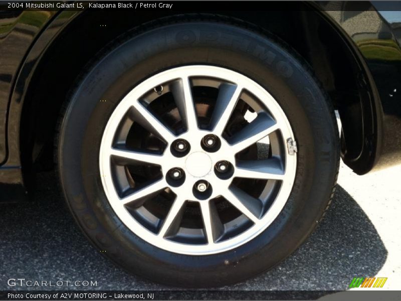Kalapana Black / Petrol Gray 2004 Mitsubishi Galant LS