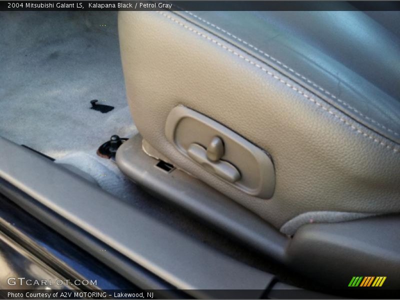Kalapana Black / Petrol Gray 2004 Mitsubishi Galant LS