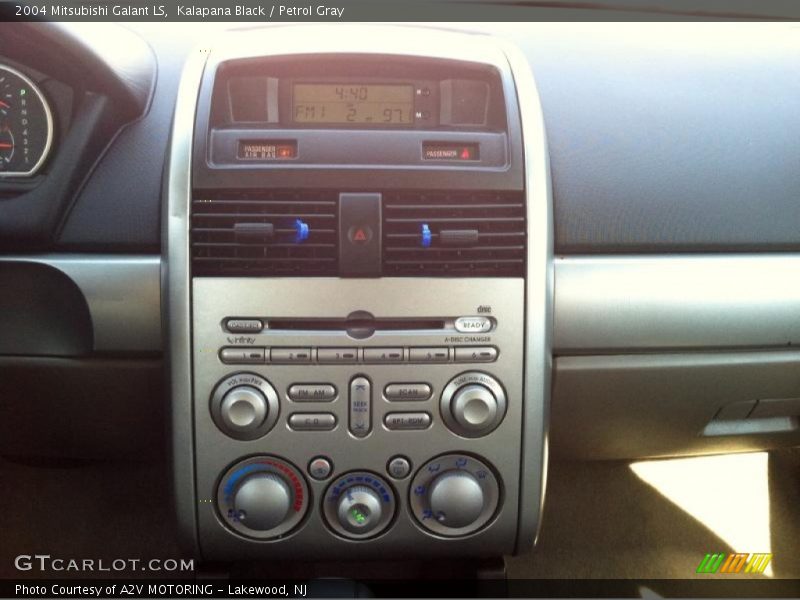 Kalapana Black / Petrol Gray 2004 Mitsubishi Galant LS