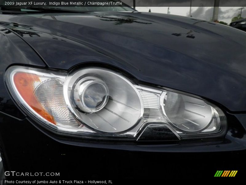 Headlight - 2009 Jaguar XF Luxury