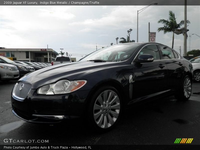 Indigo Blue Metallic / Champagne/Truffle 2009 Jaguar XF Luxury