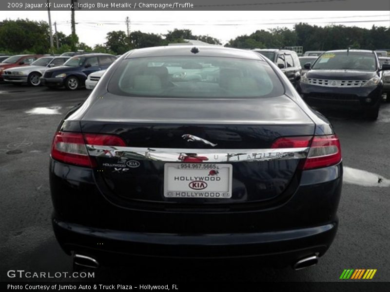 Indigo Blue Metallic / Champagne/Truffle 2009 Jaguar XF Luxury