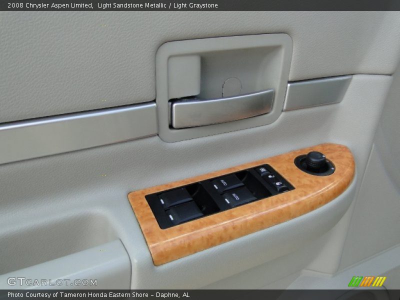 Light Sandstone Metallic / Light Graystone 2008 Chrysler Aspen Limited