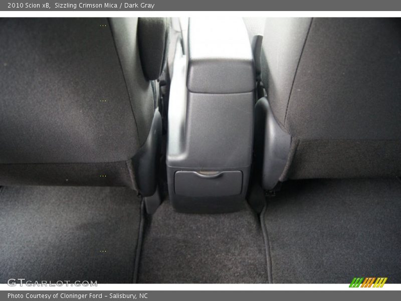Sizzling Crimson Mica / Dark Gray 2010 Scion xB